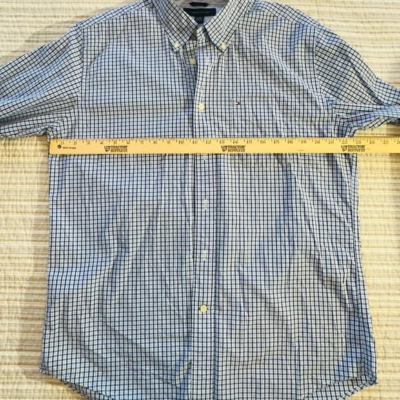 Tommy Hilfiger Blue Checkered Men’s Button Up, Size L - Picture 6 of 11